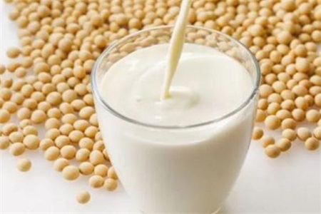 Can soybean milk and eggs be eaten together