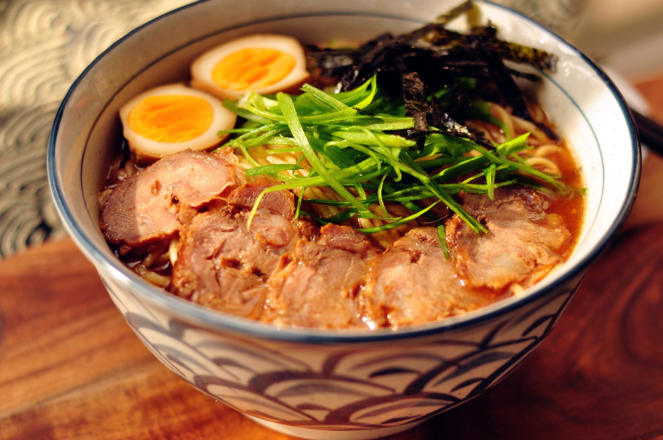 how-to-cook-japanese-style-pork-ramen-think-recipe