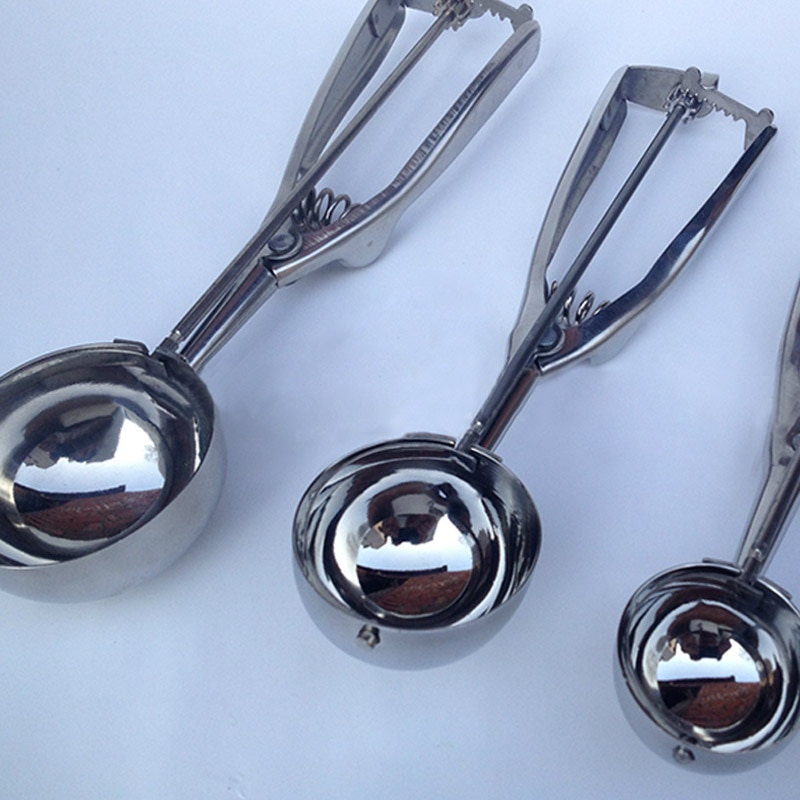 Stainless steel spoon kitchen ice cream mashed potatoes watermelon jelly yogurt cookies spring handle scoop kitchen accessories Stainless steel spoon kitchen ice cream mashed potatoes watermelon jelly yogurt cookies spring handle scoop kitchen accessories