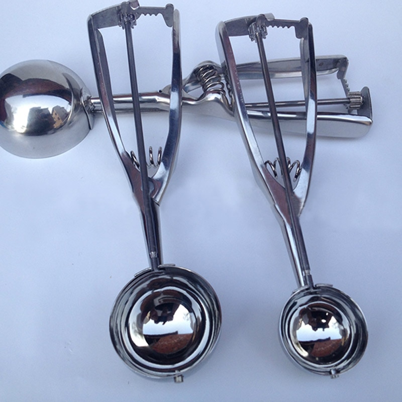 Stainless steel spoon kitchen ice cream mashed potatoes watermelon jelly yogurt cookies spring handle scoop kitchen accessories Stainless steel spoon kitchen ice cream mashed potatoes watermelon jelly yogurt cookies spring handle scoop kitchen accessories